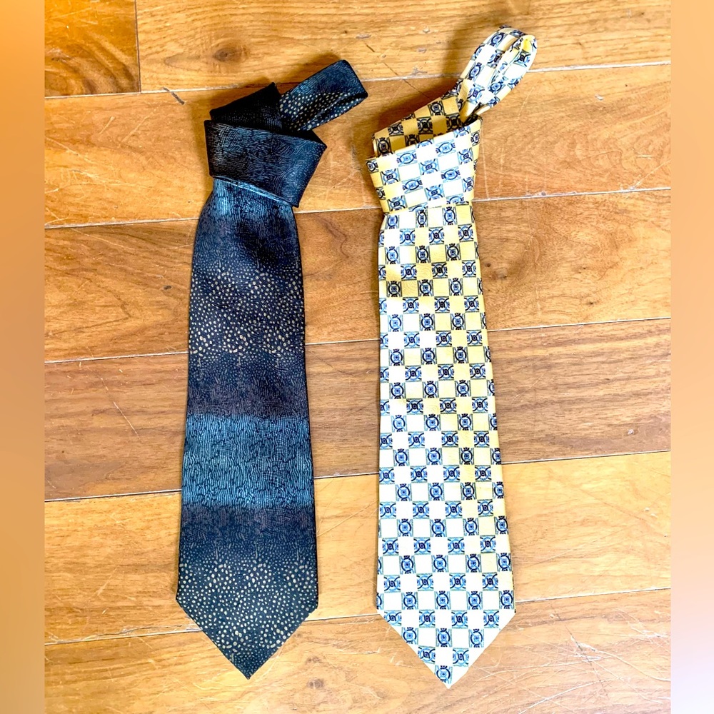 Set of two (2) mens neckties, metropolitan museum of arts, & nature Conservancy